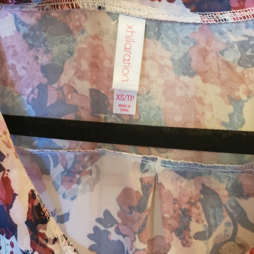 Flower blouse - Picture 2 of 2